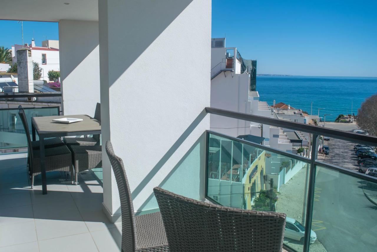 Two-Bedroom Suite with Sea View,1498552780:JPEG