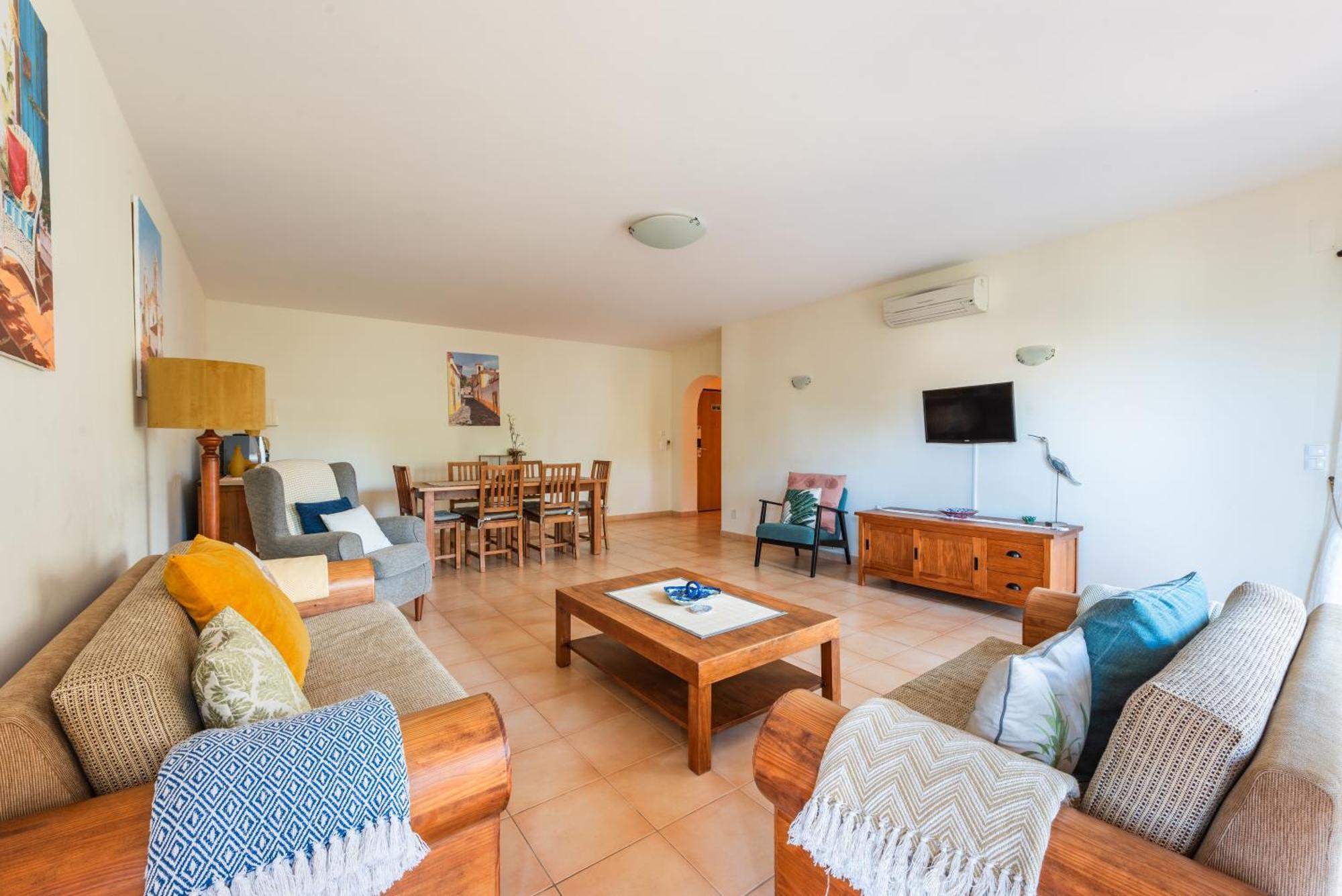 Apartamento com 3 Quartos Económico