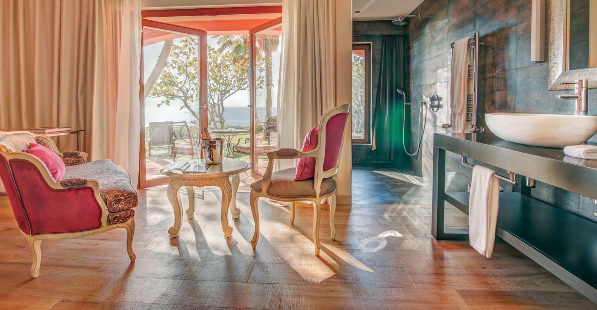 Deluxe Double Room Parcial or Direct Sea View,1131271356:JPEG