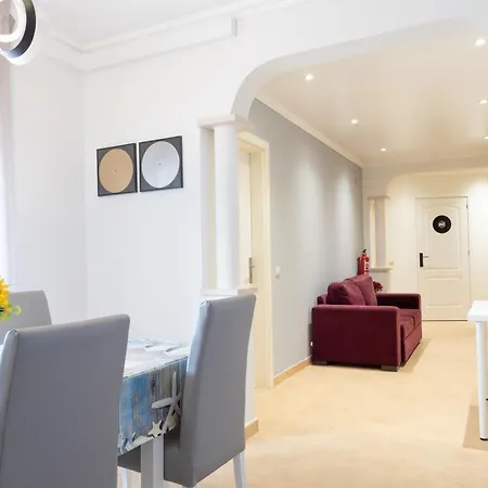 Vinyl Flat Bed & Breakfast - Rooms-3