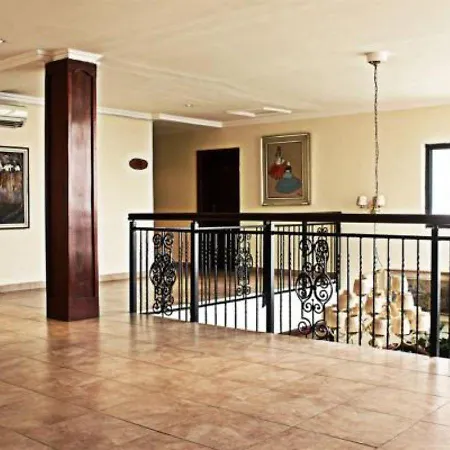 Three Arms Hotel-3